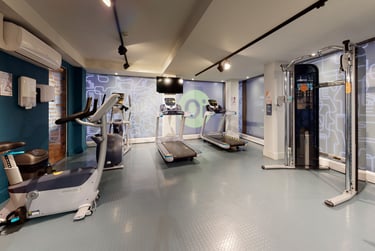 Bronze En Suite at iQ Magenta House, Whitechapel Road, Spitalfields, London, E11DQ - Image 4